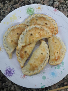 Una foto de Empanadas de pollo