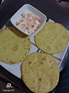 મસાલા ભાખરી(Masala Bhakhri Recipe in Gujarati) રેસીપી મુખ્ય ફોટો