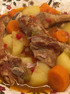 Una foto de Costillas de cerdo con patatas