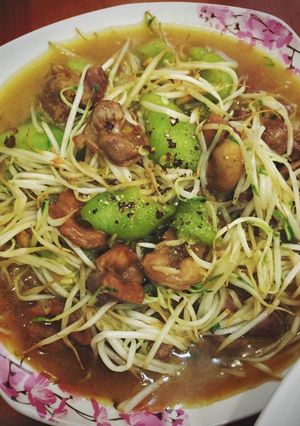 Hình của món Mề Gà xào mướp hương.