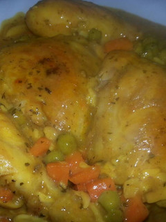 Una foto de Pollo al ajillo