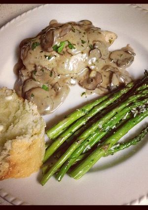 A picture of Julia Child's Chicken Breasts with Mushroom and White Wine Sauce.