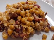Una foto de huevos con bacon