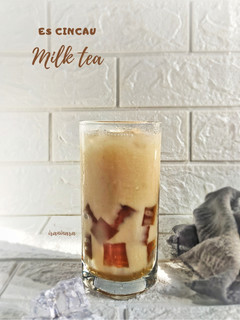 Foto resep Es Cincau Milk Tea