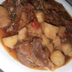 A picture of Beef potato sauce.