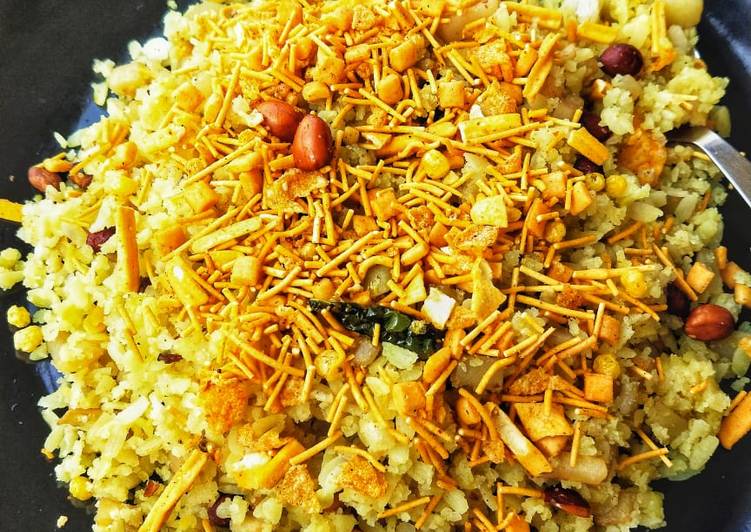 Step-by-Step Guide to Make Award-winning Easy Poha recipe