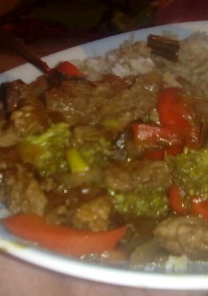 Una foto de Lomito con Vegetales (SALSA)