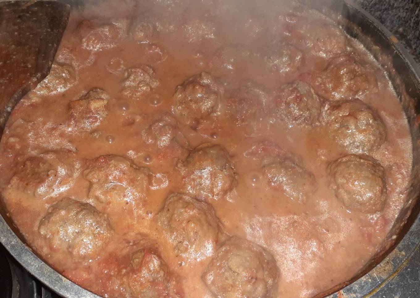 Fideos con albóndigas