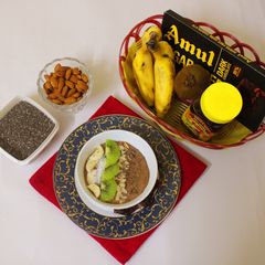 A picture of Chocolate smoothie bowl (sugarfree).