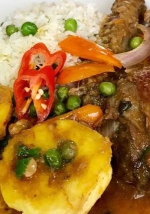 Una foto de 🦆 Pato guisado – Receta familiar entre hermanas