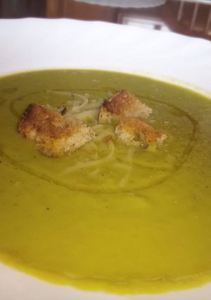 Una foto de Crema de brócoli