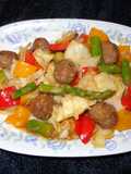 ALBONDIGAS CON VEGETALES SALTEADOS Y SALSA DE TANGARINAS. JON STYLE