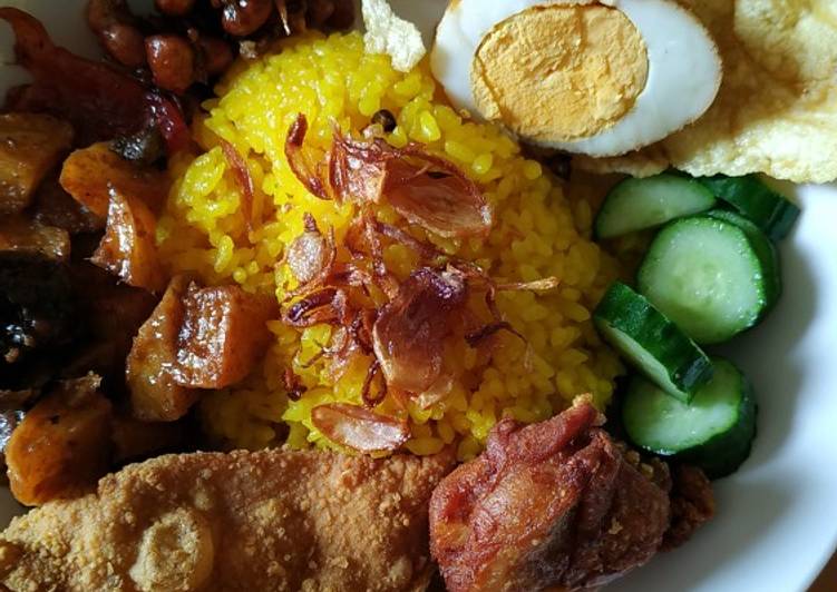 Nasi kuning