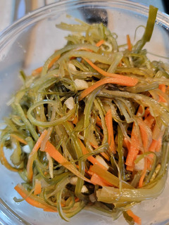 涼拌海帶絲 的食譜成品照片