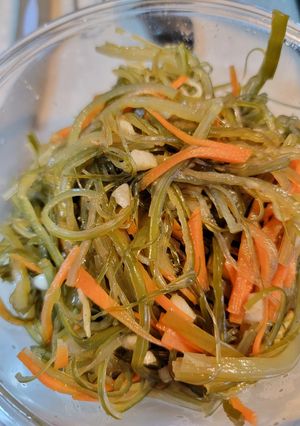 涼拌海帶絲 的食譜成品照片