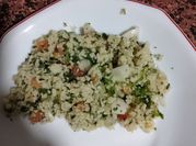 Una foto de bulgur vegetariana