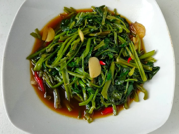 Langkah Mudah untuk Menyiapkan Resep Tumis Kangkung Saus Tiram yang Lezat Anti Ribet, Sempurna