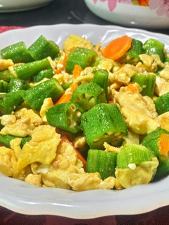 秋葵炒蛋 的食譜成品照片