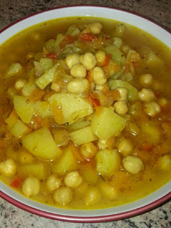 Una foto de Guiso de garbanzos al romero y estragón