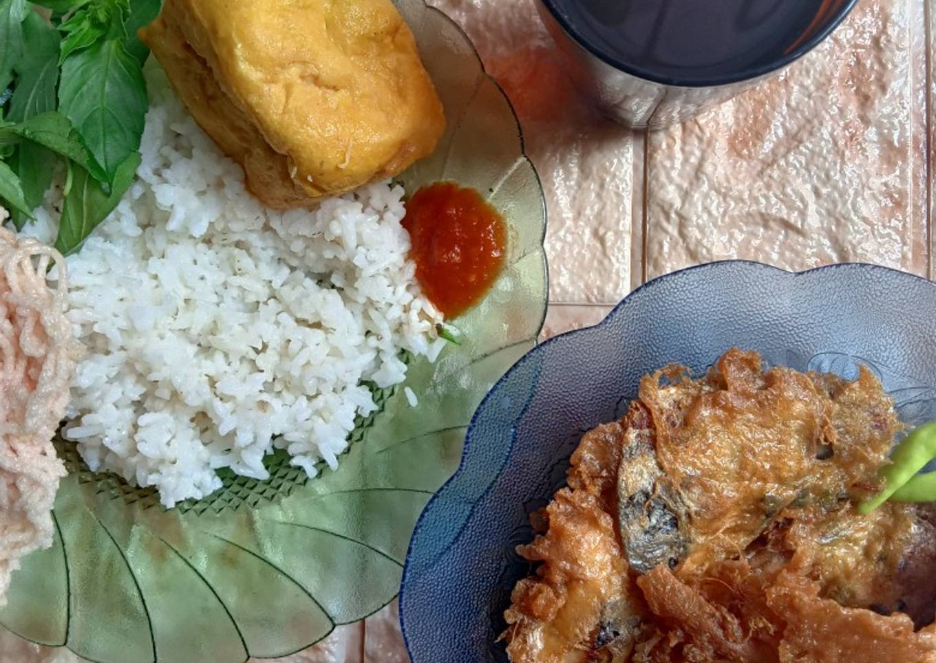 Goreng pindang keret telur