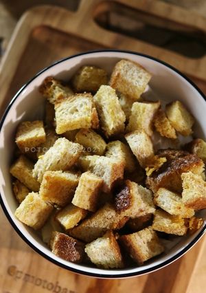 Foto resep Garlic Croutons