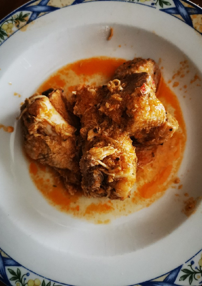 Una foto de Pollo al chilindrón sin champi