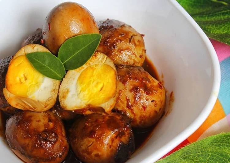 Cara Memasak Telur Cit Banyuwangi (Telur Pindang) Legit dan Nikmat!