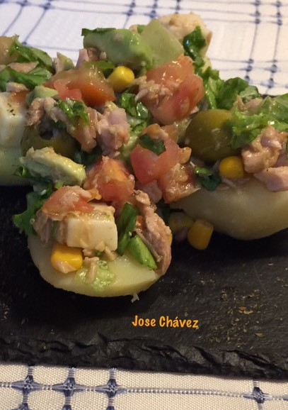 Una foto de Ensalada de Atún con papas guisadas