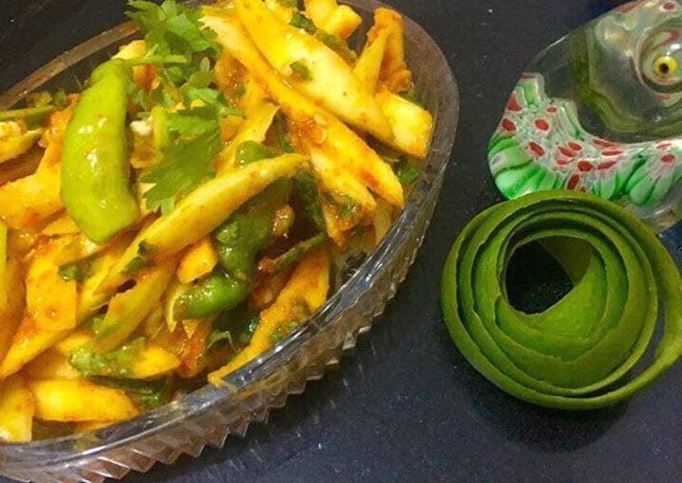 Recipe of Quick Instant raw mango (kairi) pickle !!!!!😍😍