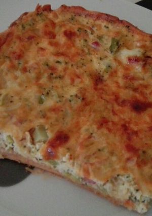 Una foto de Quiche de Brócoli, Bacon y Tomate Cherry!