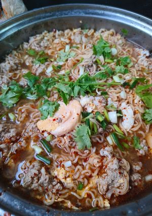 รูปของ บะหมี่กึ่งฯหมูสับต้มยำ (แบบปรุงรสเอง)