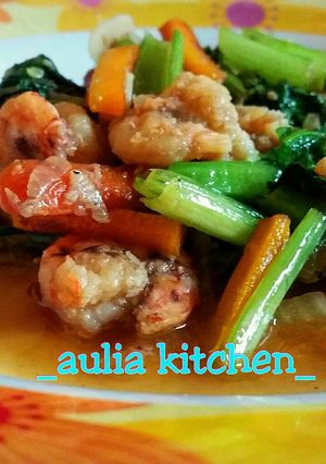 Foto resep Tumis Phok Coy Udang Wortel Plus Bawang Bombay