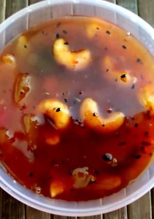 মিক্সড ফ্রুট টমেটো চাটনি (Mixed fruit tomato chutney recipe in Bengali) রেসিপির প্রধান ছবি