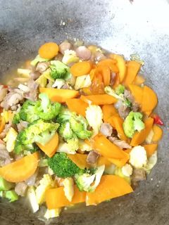 Foto resep Tumis Sayuran (Menu Anak)