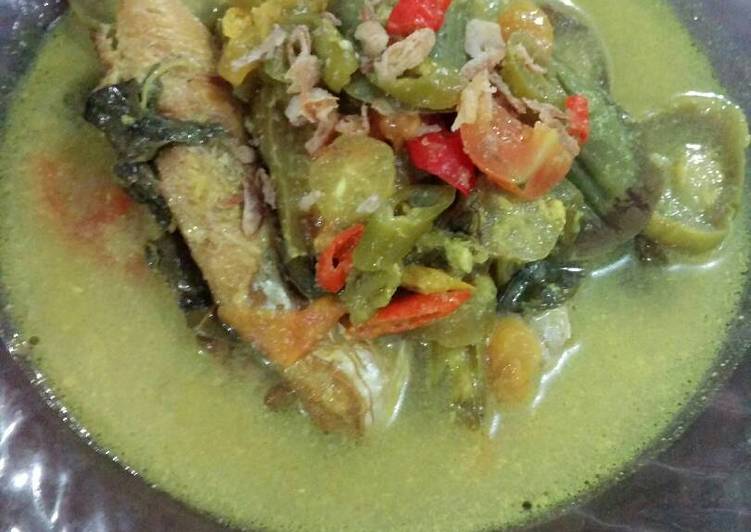 Mangut Ikan Tengiri Asap