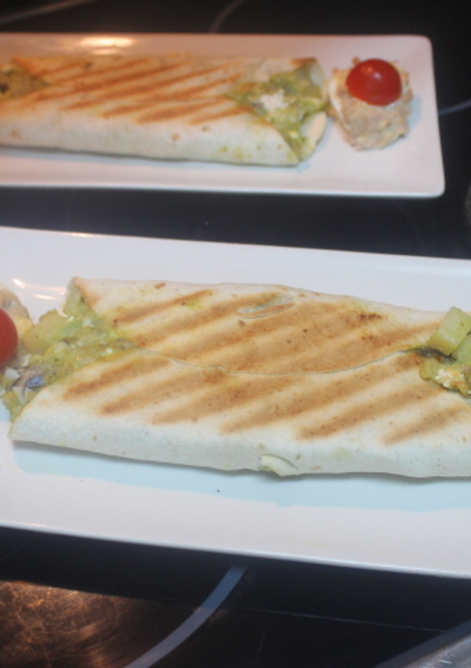 Una foto de Fajitas con sobras de boquerones fritos