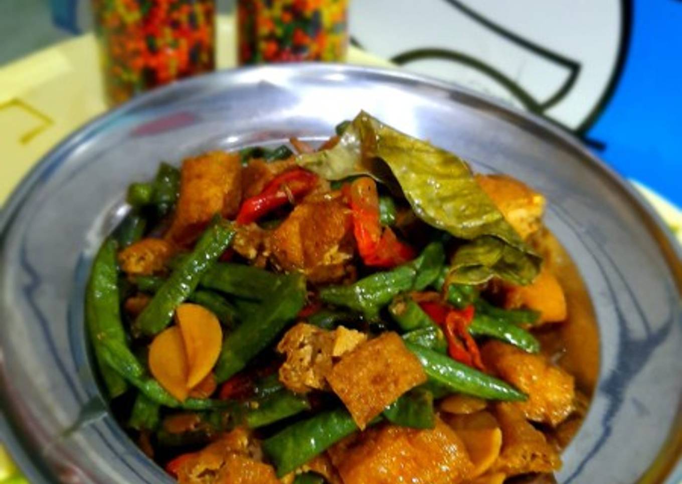 Oseng kacang panjang tahu pong