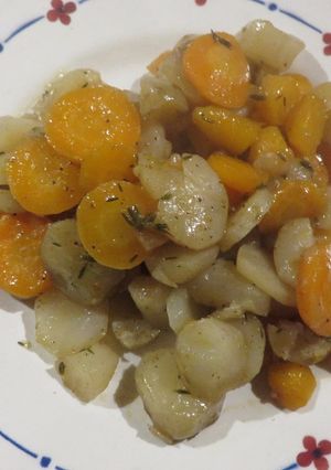 Une photo de Carottes et topinambour au épices et au thym
