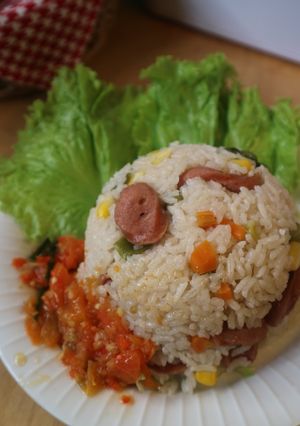 Foto resep 118.  Nasi Sosis Rice cooker