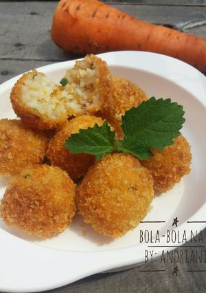 Foto resep Bola-bola nasi ayam wortel