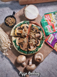 Foto resep Pizza Rendang Jamur (Vegetarian Pizza)