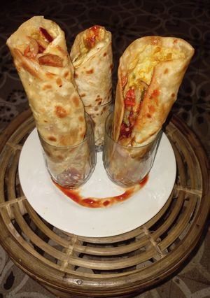 এগ্ চিকেন রোল(Egg chiken roll racipe in bengali) রেসিপির প্রধান ছবি