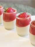 Vanilla Panna Cotta with Strawberry Sauce