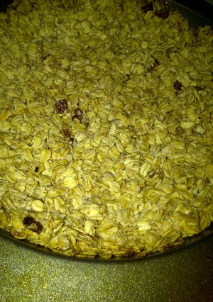 A picture of Rolled oat pie crust.