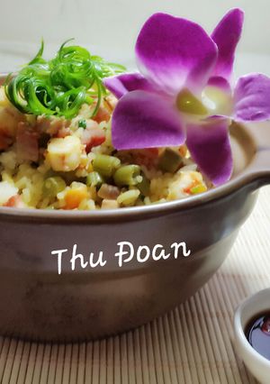 Hình của món Cơm chiên trứng muối.