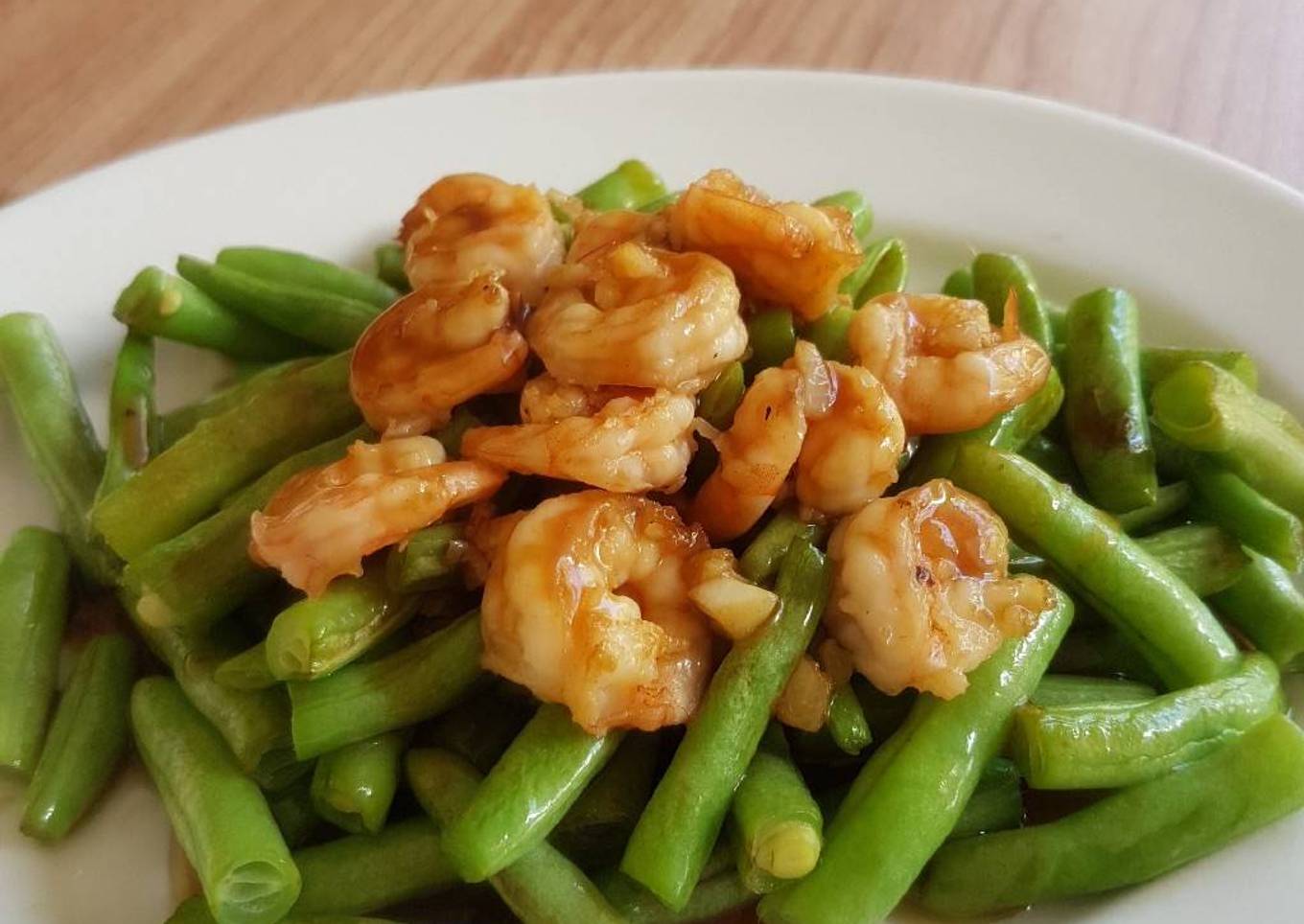 Sauteed Shrimp Bean Vegie With Oyster Sauce Dressing