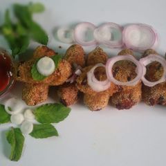 A picture of Cruncy urad dal finger chop.