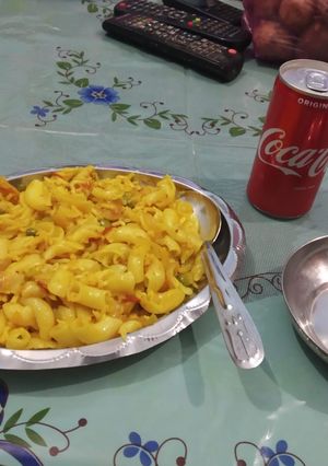 A picture of Macaroni.