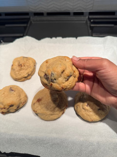 A picture of Cardamom Date Cookies.