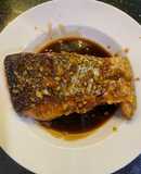 Cá hồi áp chảo xốt Teriyaki (Seared Salmon with Teriyaki Sauce)